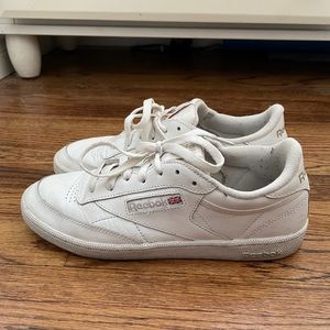 REEBOK WHITE SNEAKERS